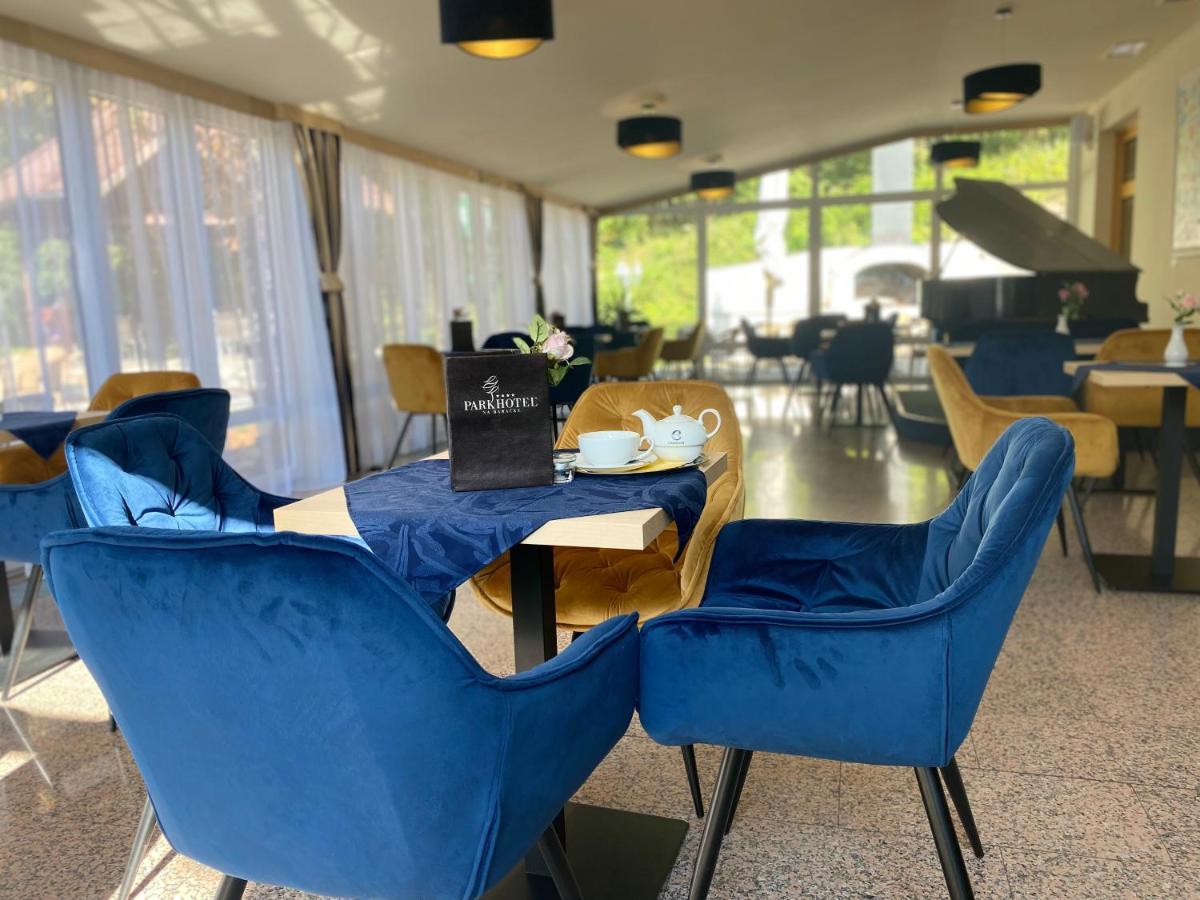 Parkhotel Na Baracke Nová Dubnica Exteriör bild